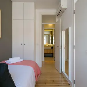  Apartment Altido Elegant Deluxe & Altido Luxurious 3-bedroom Apt With Terrace In Intendente